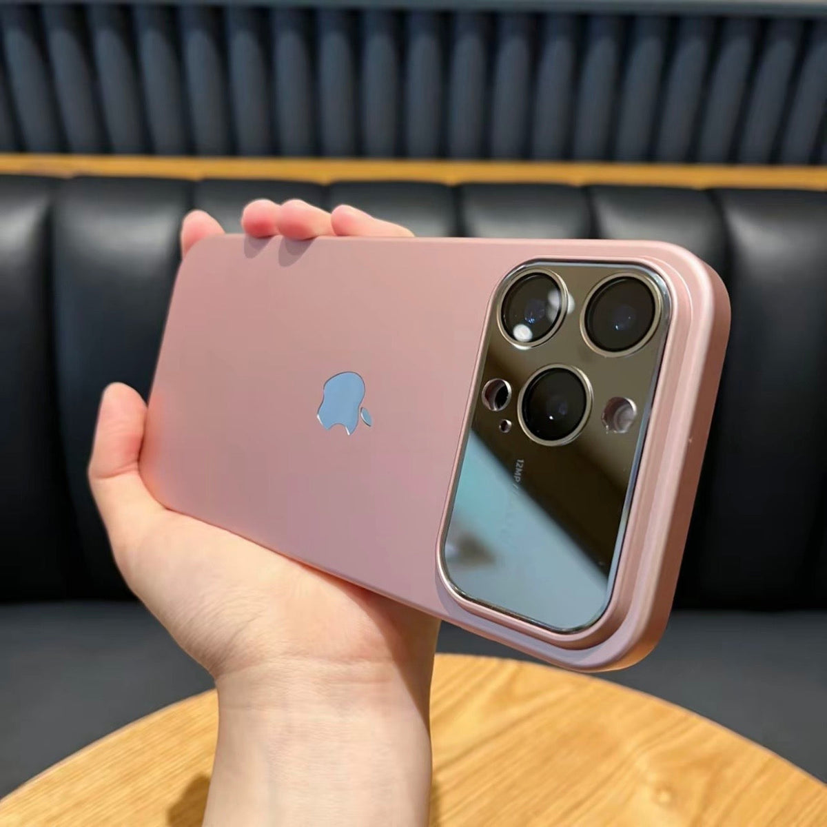 Compatible quick-change iPhone 17 case
