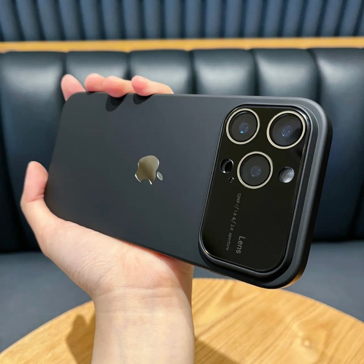 Compatible quick-change iPhone 17 case