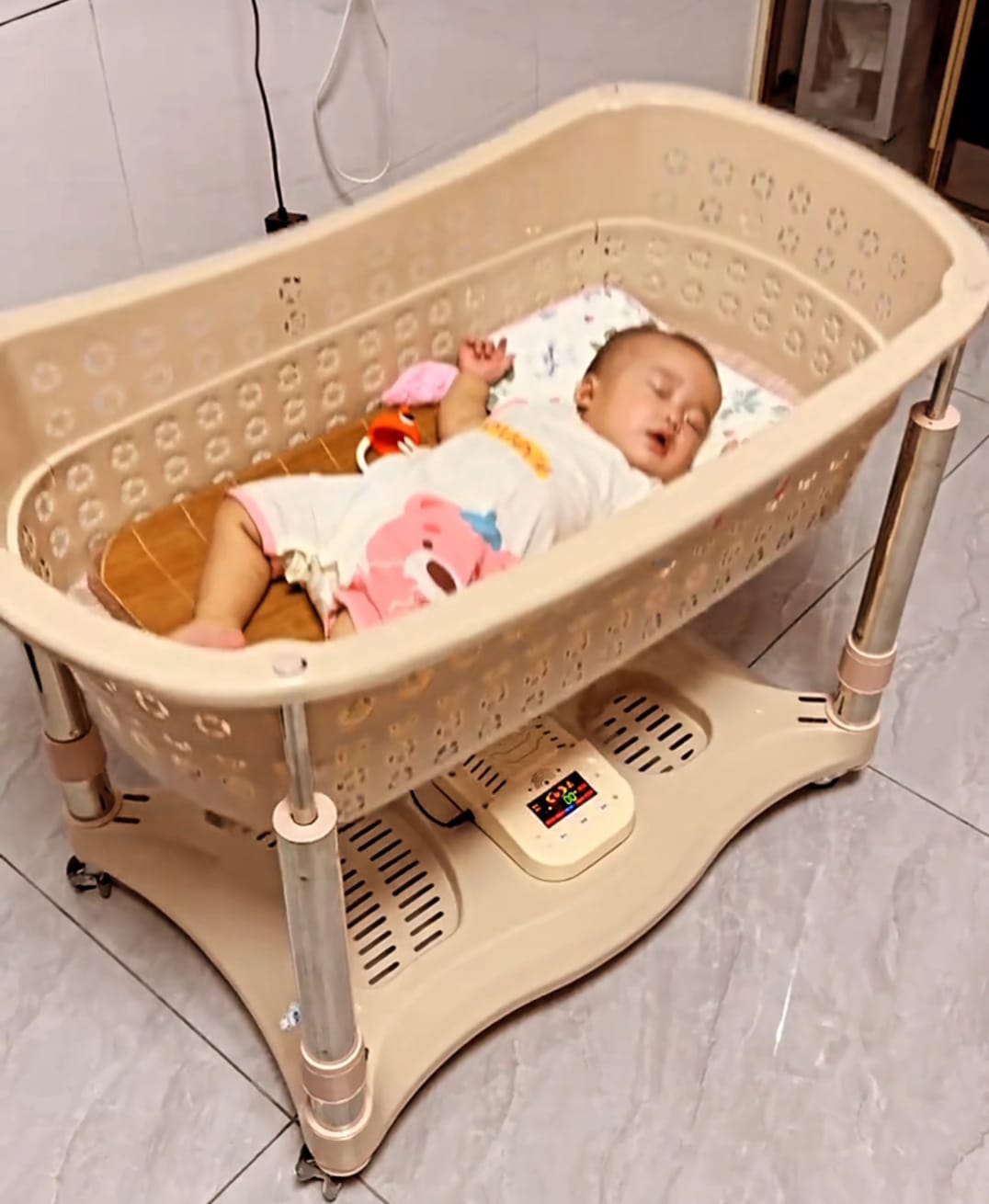 Baby electric basket