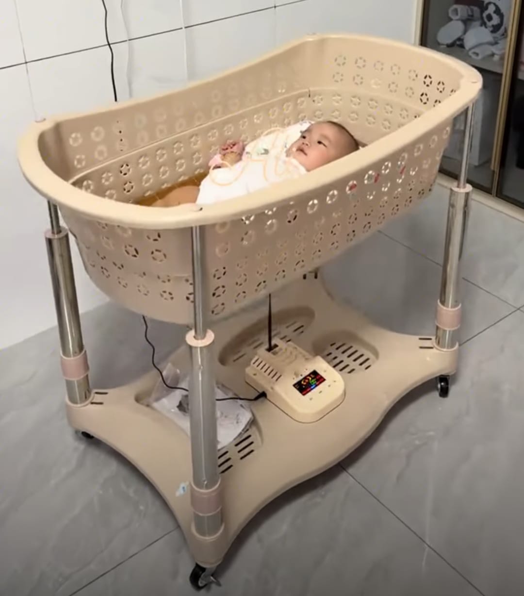 Baby electric basket