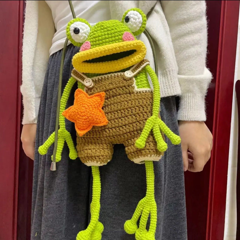 DIY Crochet Big-Mouth Frog Phone Bag